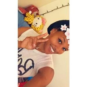 Meet your Posher, Janay